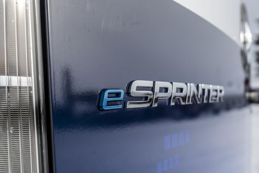 Логотип Mercedes-Benz eSprinter 2018 года  (WW) (фото 31 из 45)